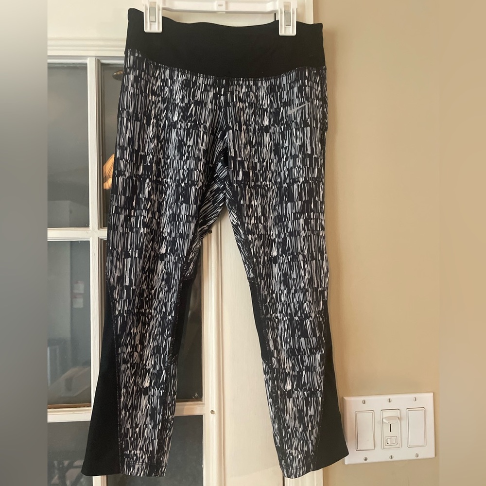 Nike Athletic leggings. Size small.